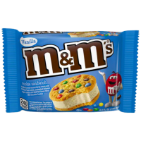 SANDWHICH DE HELADO M&M